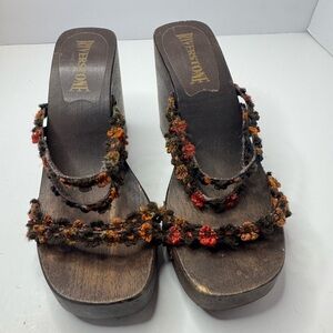 Riverstone Brown Wooden Platform Sandals with Multicolor Floral Straps Size 5